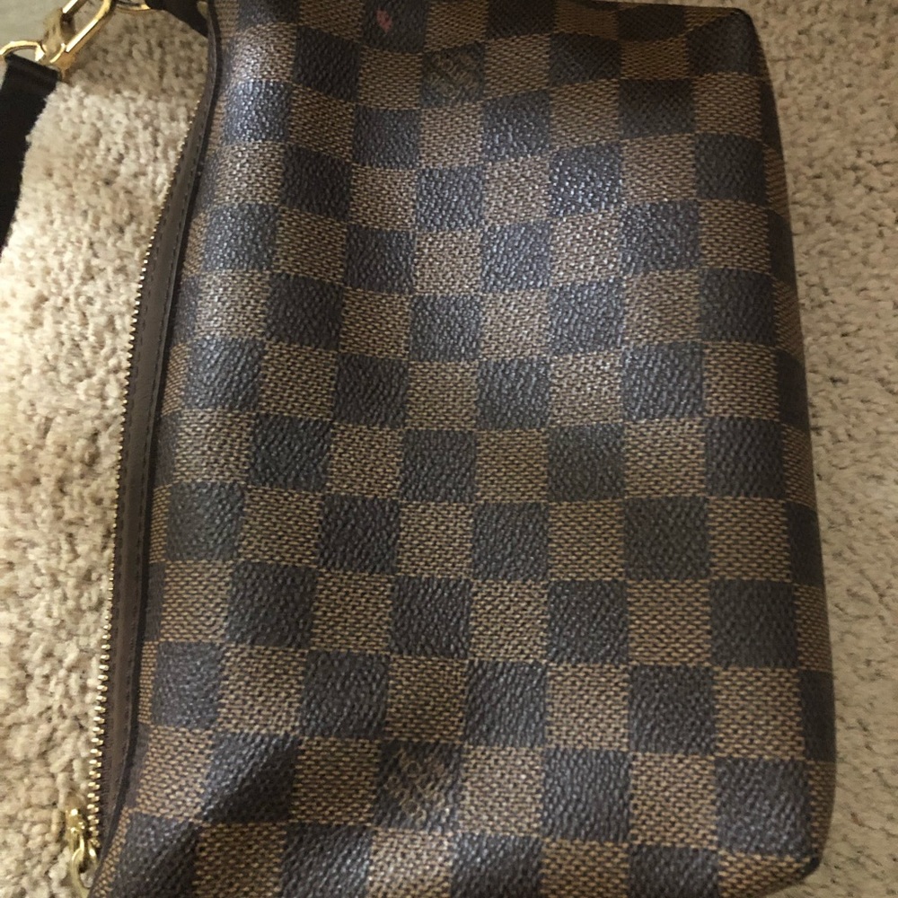 Authentic Damier Louie Vuitton